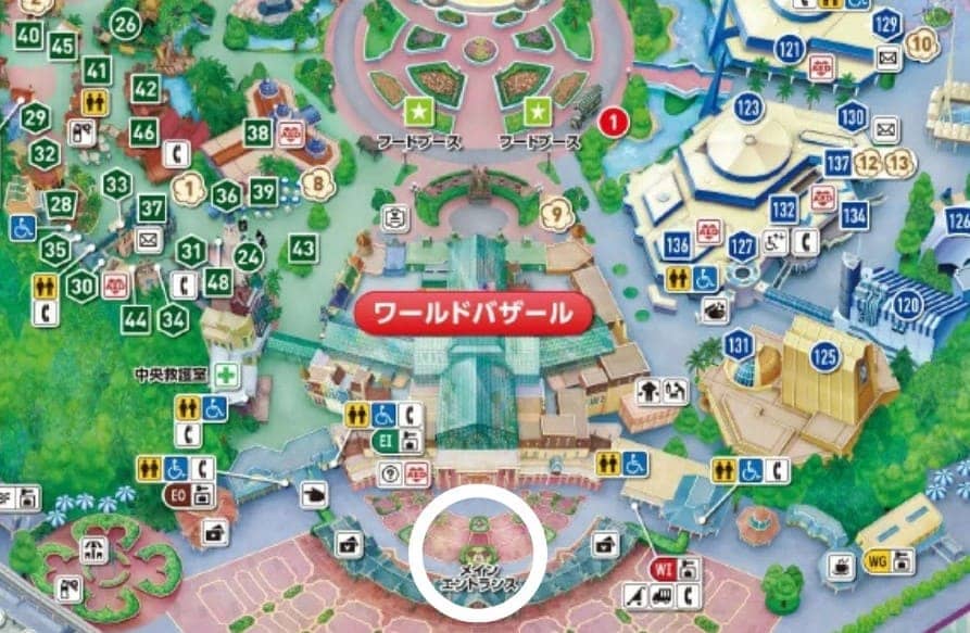 디즈니랜드 지도위에 동그라미가 그려져 있다.