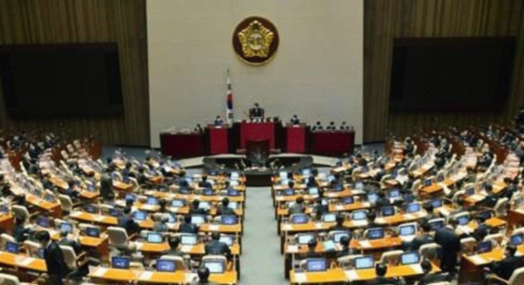 국회상법 개정안 투표후 통과 이미지