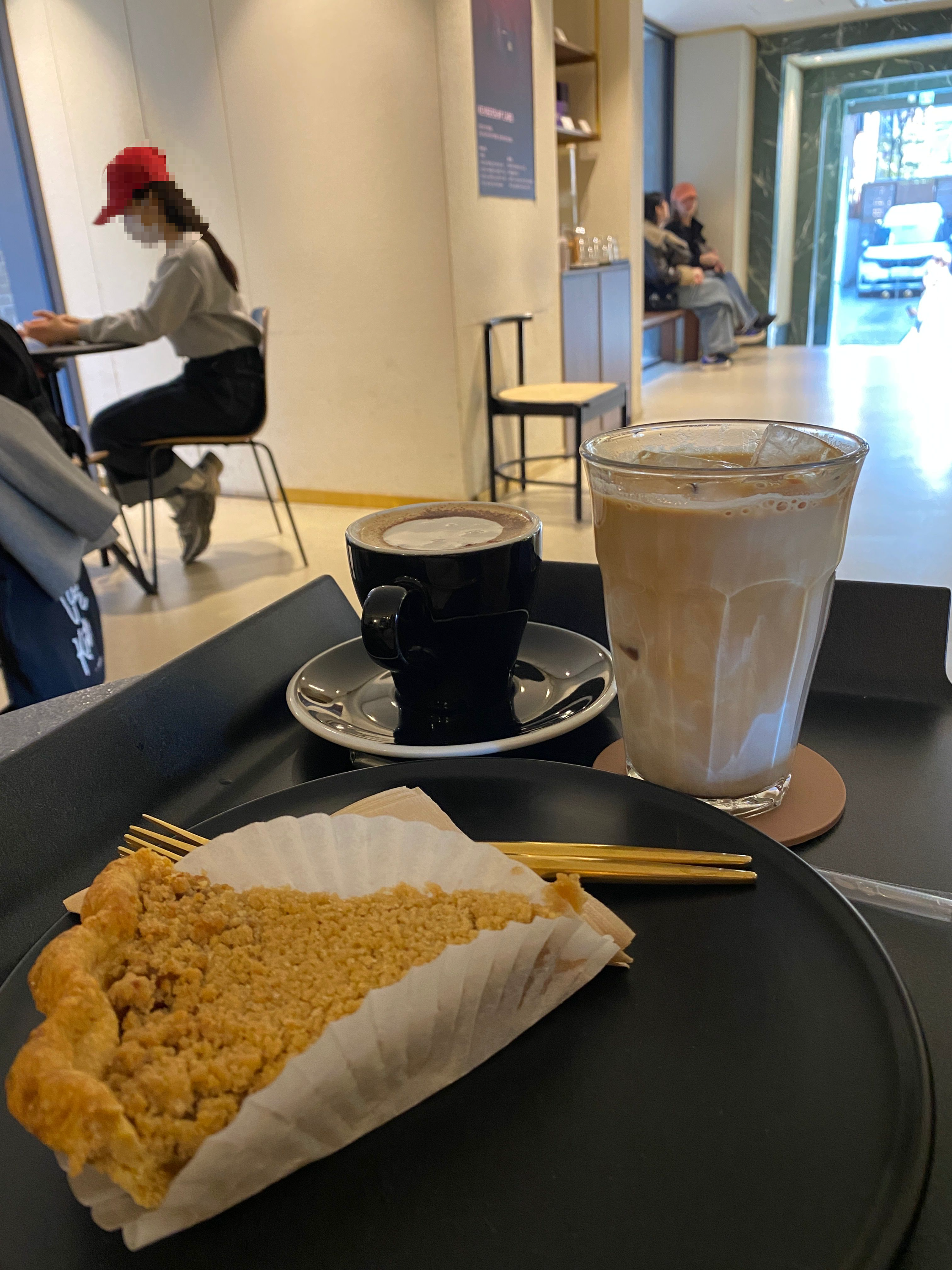 [가로수길 카페/신사 핫플 추천] 테일러커피_아직도 핫한 가로수길 카페