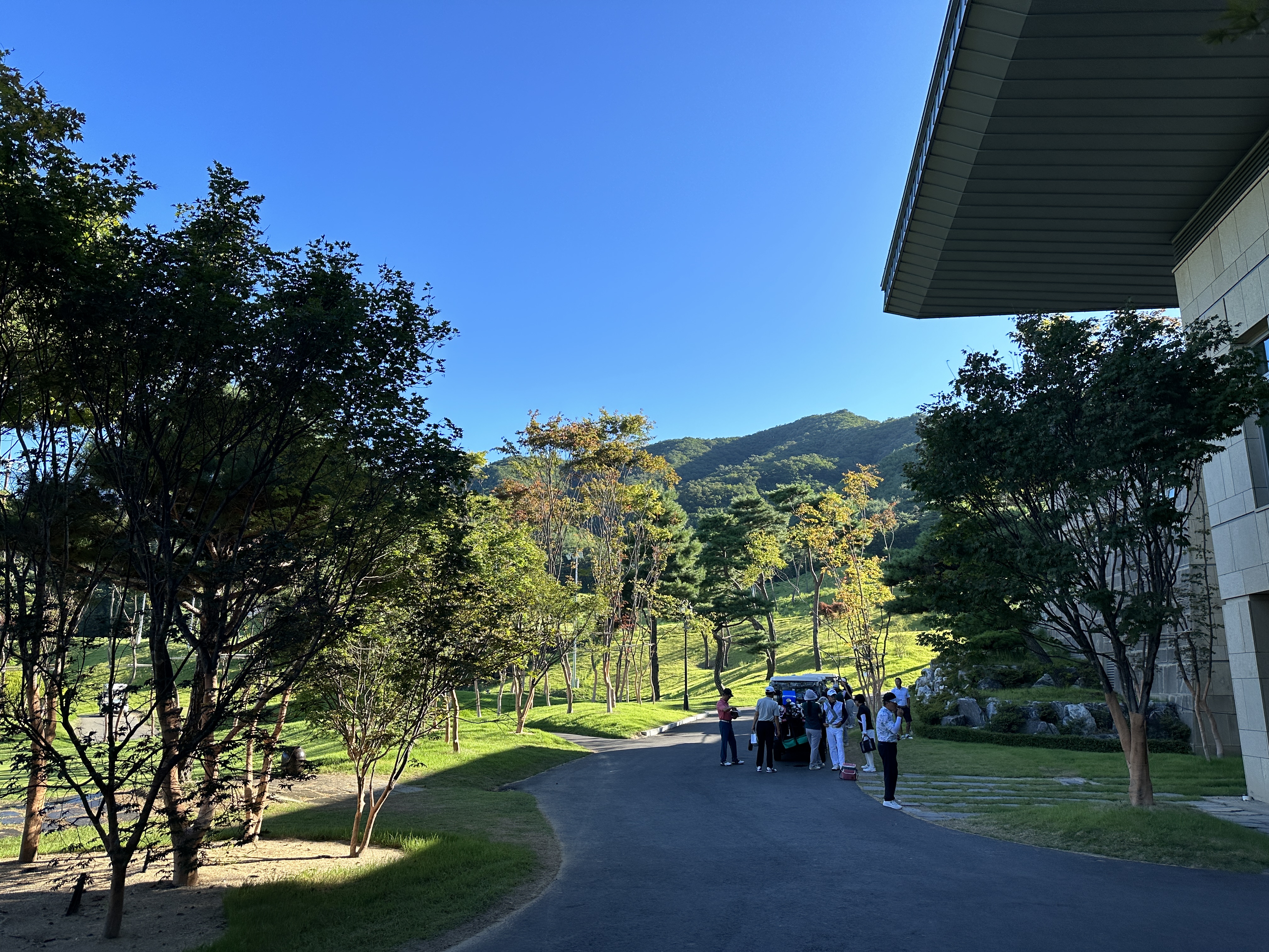 라운딩 전 카트대기