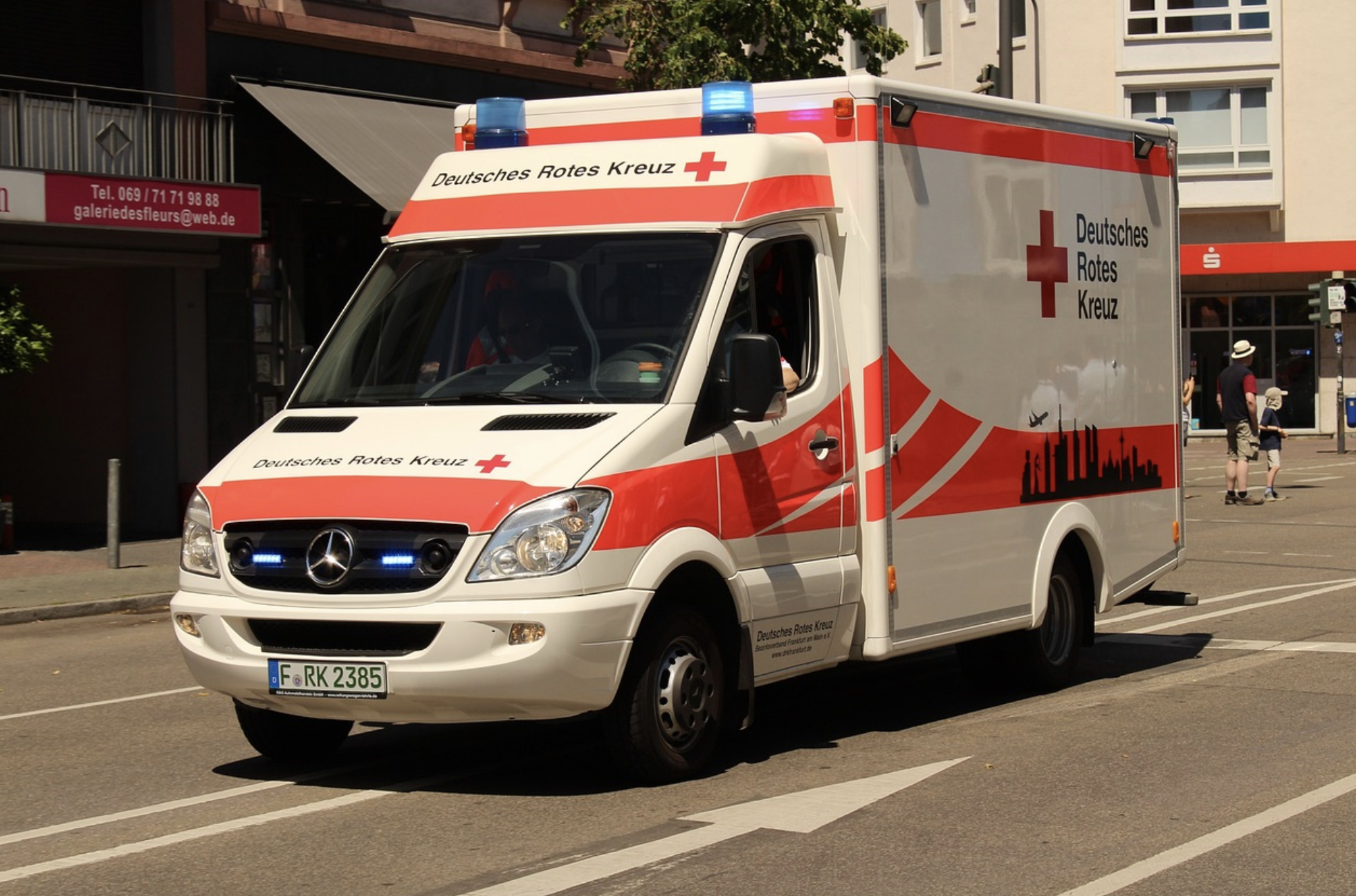 해외여행 중 아플 때 대처 방법