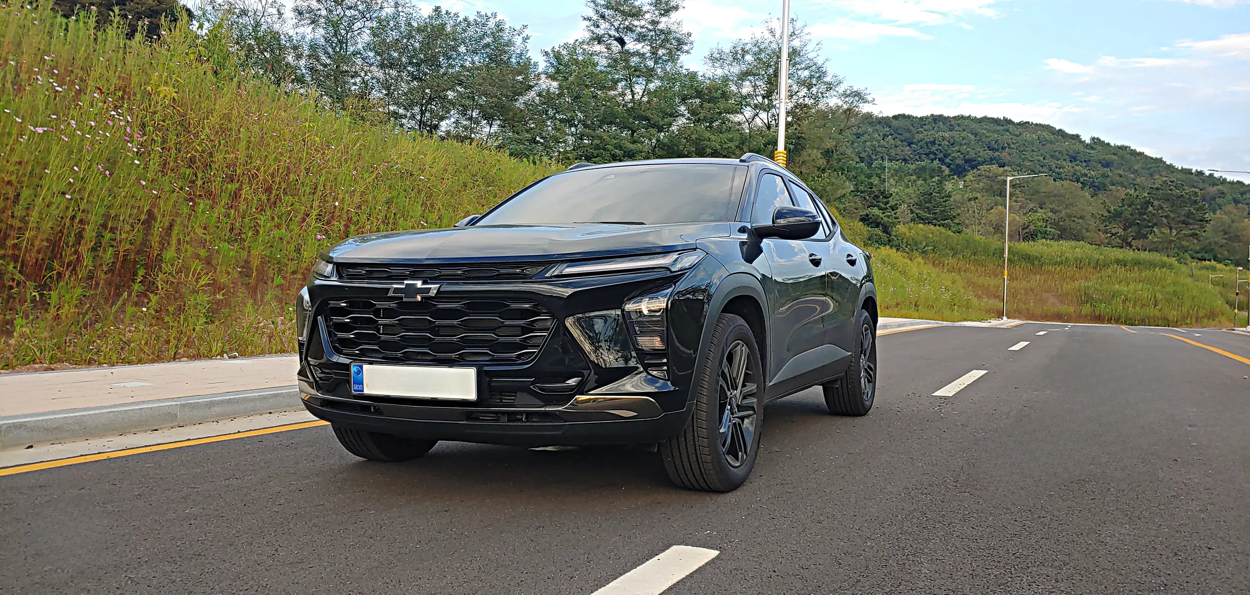 쉐보레 트랙스 크로스오버 액티브(블랙) - 외부