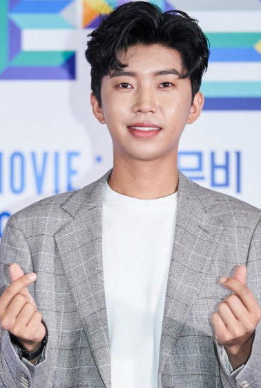 임영웅 갤러리 - 온라인에서 사진과 영상을 감상하는 모든 방법