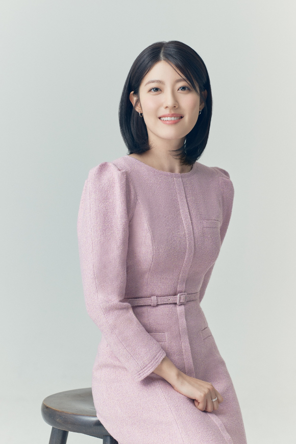 배우 남지현이 U+모바일tv 오리지널 시리즈 &#39;하이쿠키&#39; 종영 인터뷰에 앞서 포즈를 취하고 있다. [사진=매니지먼트숲]