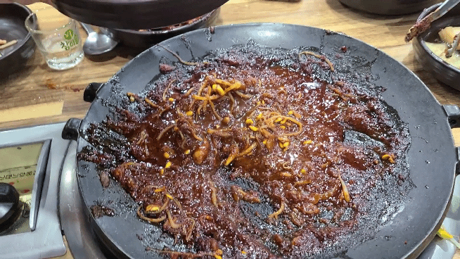 통큰손쭈꾸미마을-볶음밥준비