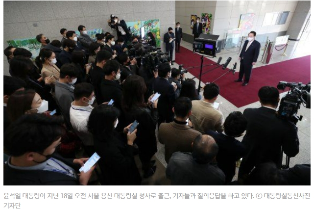 "MBC와 민주당, 호의를 권리로 착각 말라"