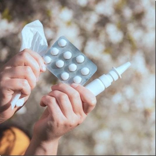 광반사 재채기 증후군 예방과 치료