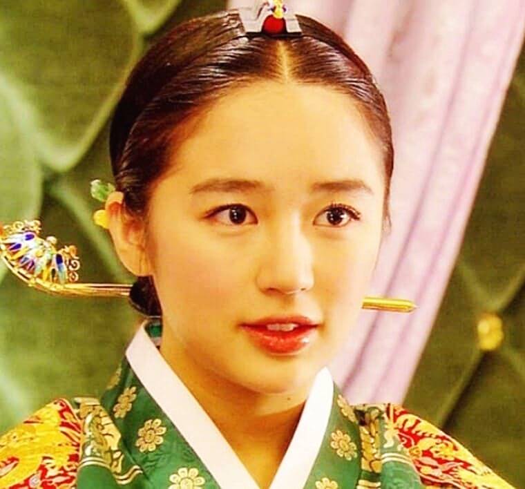 배우-윤은혜