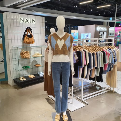 나인 모먼트 아가일 크롭 니트 VT-0228