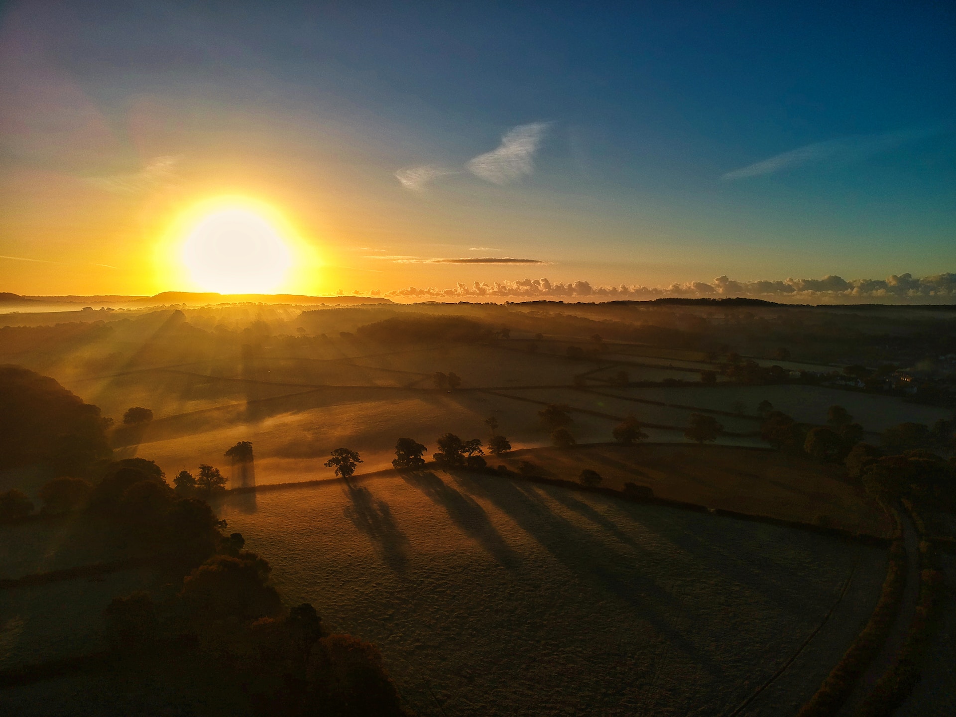 녹색인증은 기업이 환경을 고려하여 제품 및 서비스를 제공하는 데 있어서 지속적인 노력 및 처리 과정 관리 능력을 인증하는 중요한 지표입니다.