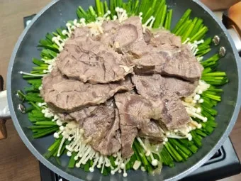 아롱사태 수육 전골 소스 맛있는 소고기 아롱사태 수육 삶는법 완벽 레시피_18