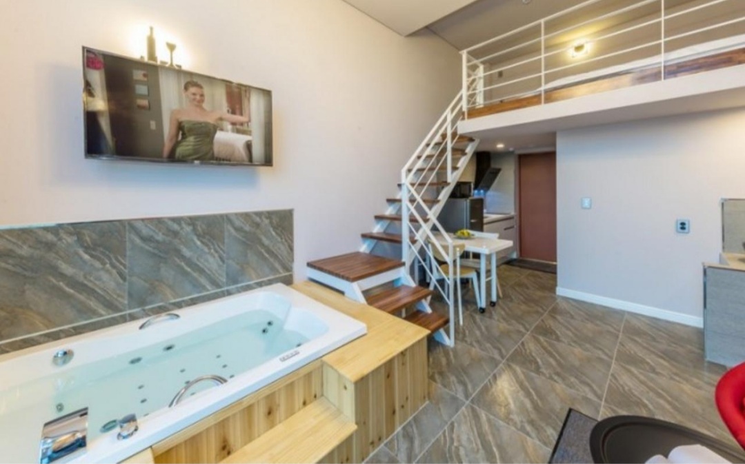 신관 402호 스파