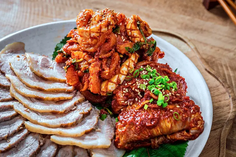 인생 2막의 성공 신화를 이끈 오징어 볶음, 보쌈, 요리 한 상 발산 마곡 맛집 추천 생방송투데이 리얼맛집 오늘방송 맛의 승부사