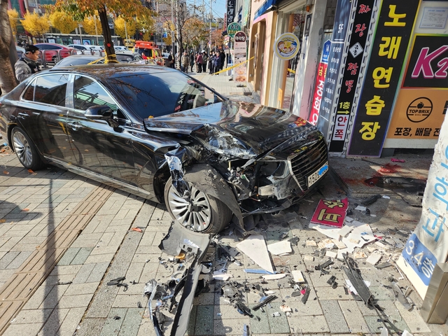 인천부평 차량 돌진 사건 부천시장 교통사고 이어 고령운전자 논란
