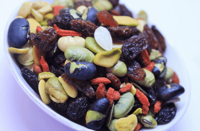 혼합 견과류 음식