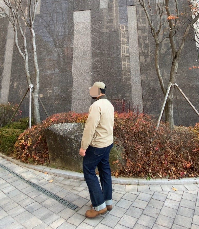 데일리룩('25. 11. 19.)폴로랄프로렌 더블알엘 가먼트다잉 트윌 볼캡, 그레이휴 사파리 재킷, 유니폼브릿지 셀비지 생지 데님 팬츠, 레드윙 아이언레인저 호손뮬스키너 스웨이드