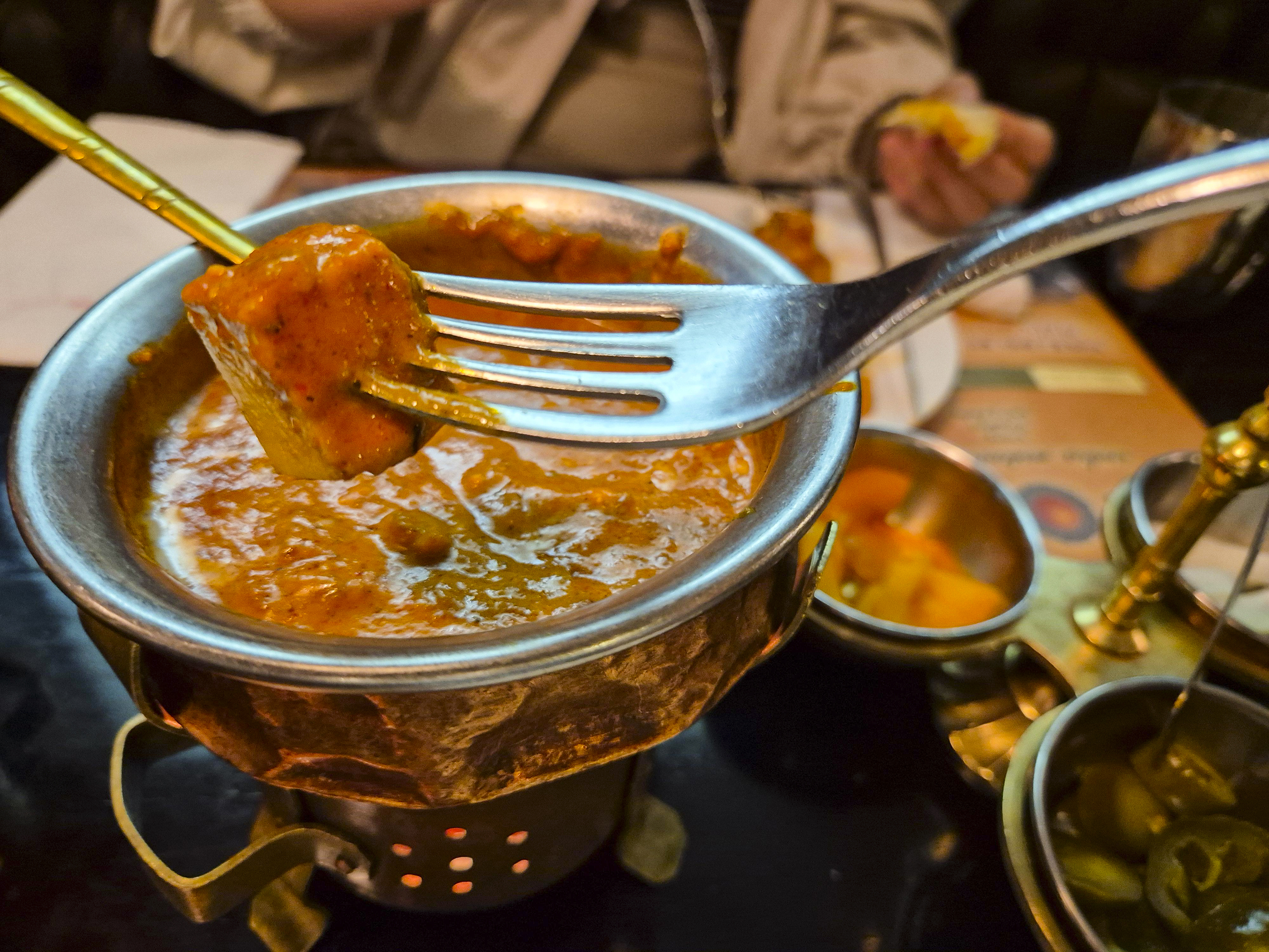 파니르 마크니 안에 들어가 있는 치즈