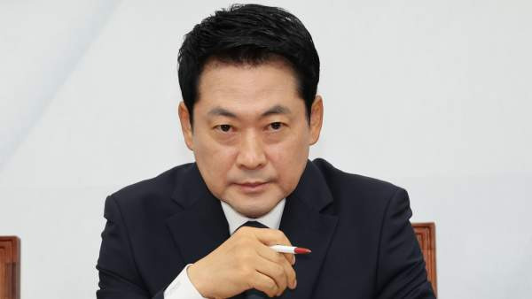장동혁 가족상 조문 논란 총정리! 외손녀 사망 부고부터 나이, 프로필, 소속정당 국민의 힘, 고향, 학력, 경력, 부동산 및 윤리위 징계 배후 심층 진단