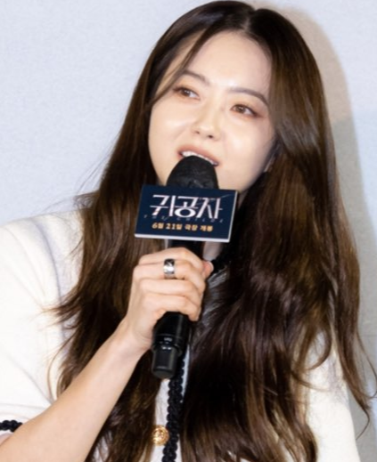 김선호 영화 귀공자 줄거리 출연진 감독 소개 무대인사 일정