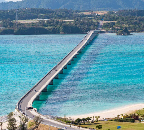 코우리 비치 & 대교