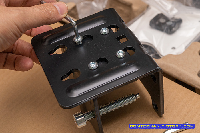 마운트뷰 MV-PM002 모니터암 책상 두께