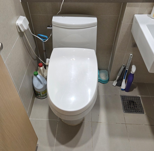 이상한 소리를 내는 변기