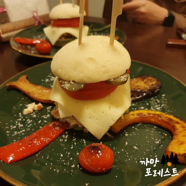 정체불명 햄버거