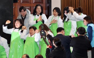 학교급식법 개정 현장노동자의 숙원