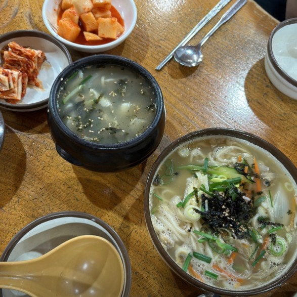 배가네 흥동 수제비 메뉴 이미지