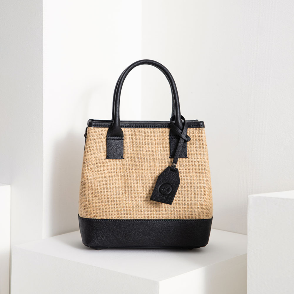 비니 미니 토트백 (Beanie Mini Tote Bag)