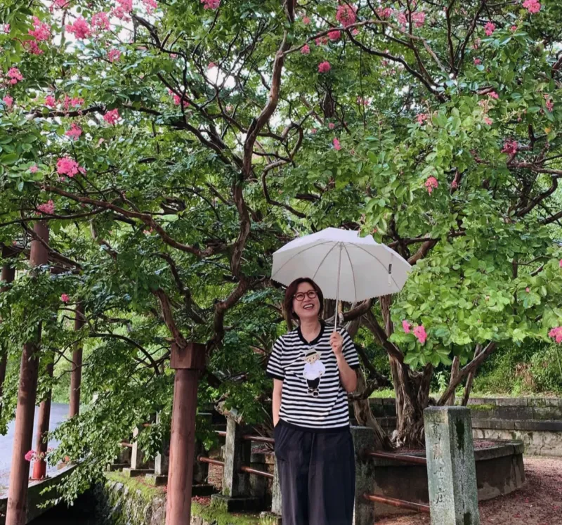 엄정화,박미선,연예인 암투병,갑상선암,디바 엄정화,엄정화 투병 고백,박미선 암 고백,연예인 건강 이야기,암 극복 사례,가수 엄정화,반려동물 힐링,연예인 반려견,목소리 회복,여자 연예인 투병,회복과 치유,갑상선암 증상,여자 가수 암,유방암,비인두암,간암,자궁근종,연예인 건강 회복,희망 이야기,힐링 스토리,여성 건강