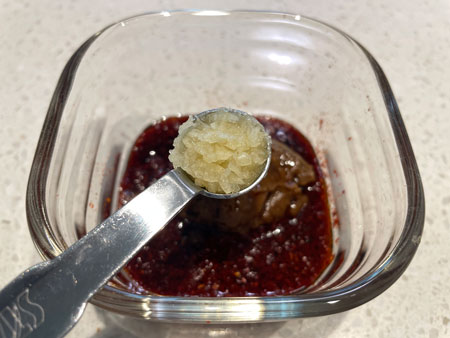 오이무침 양념 - 다진마늘