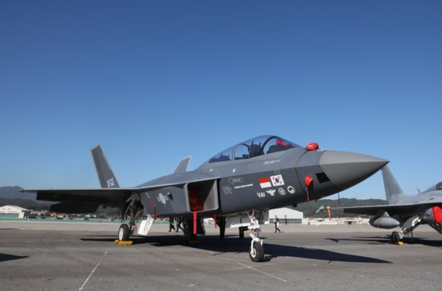 KF-X 사업의 인도네시아 이탈로 알아보는 KF21 보라매 전망과 전략: 인도네시아의 먹튀 전략 잠수함에 이어 전투기까지. KF-X 사업의 인도네시아 이탈로 알아보는 KF21 보라매 전망과 전략: 인도네시아의 먹튀 전략 잠수함에 이어 전투기까지.