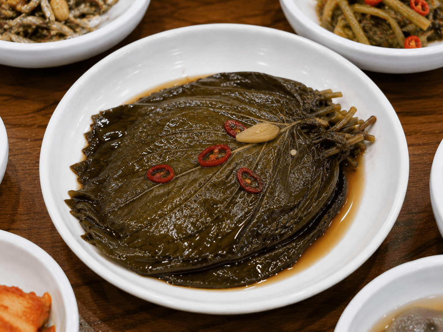 향긋한 풍미의 수제 깻잎장아찌