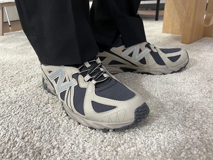 뉴발란스 610 블랙 베이지