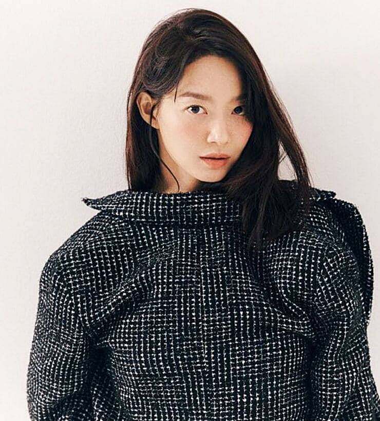 배우-신민아