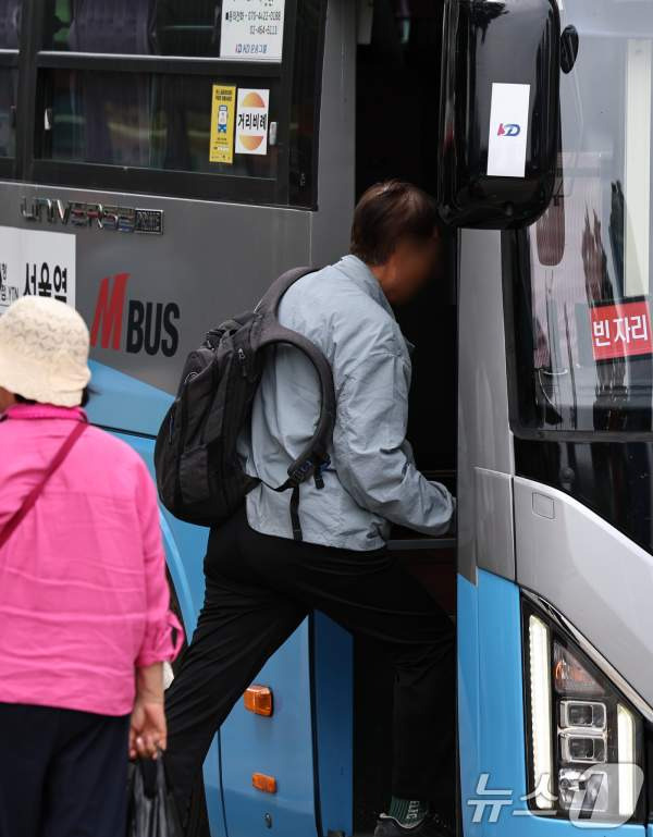 서울 70세 버스비 지원 조례 통과! 지하철 무임승차 연령 65세에서 70세 상향 시기와 시행일, 혜택 총정리