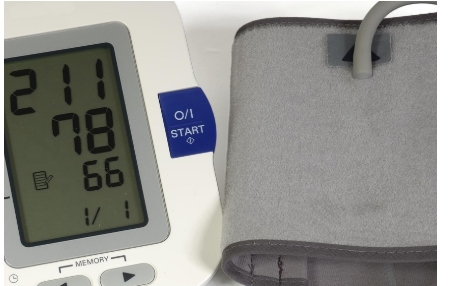 고혈압 정상수치로 낮추는 5가지 방법