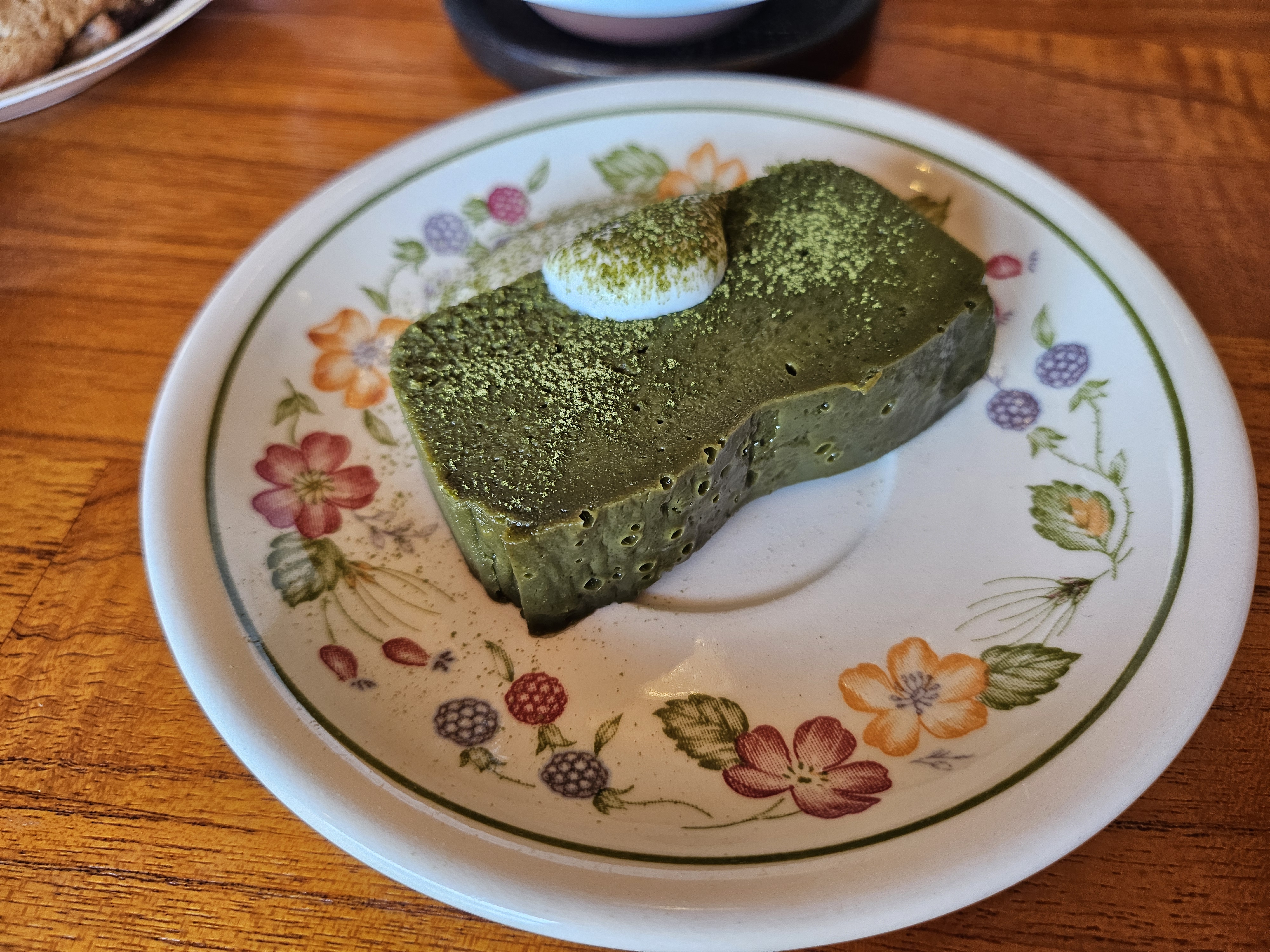 고토커피바_말차테린느