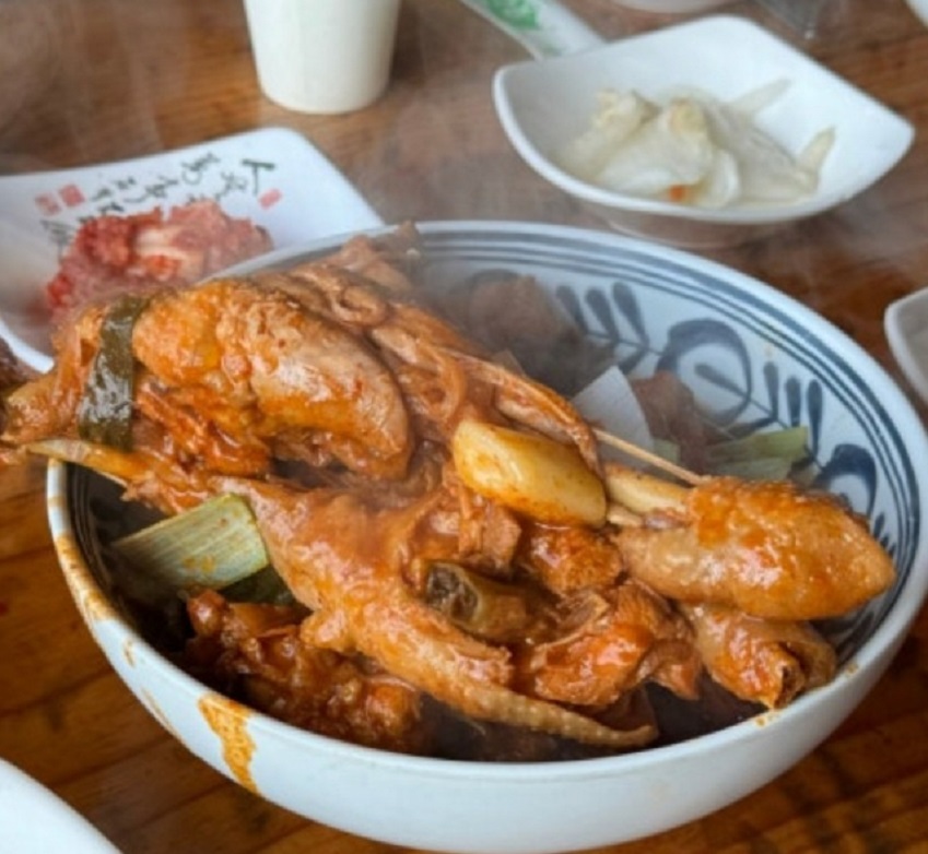 극한직업-가마솥-닭볶음탕-구봉농원