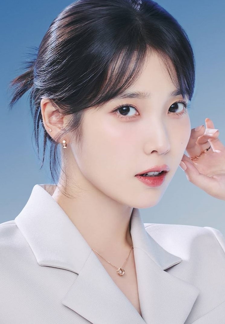 배우 아이유