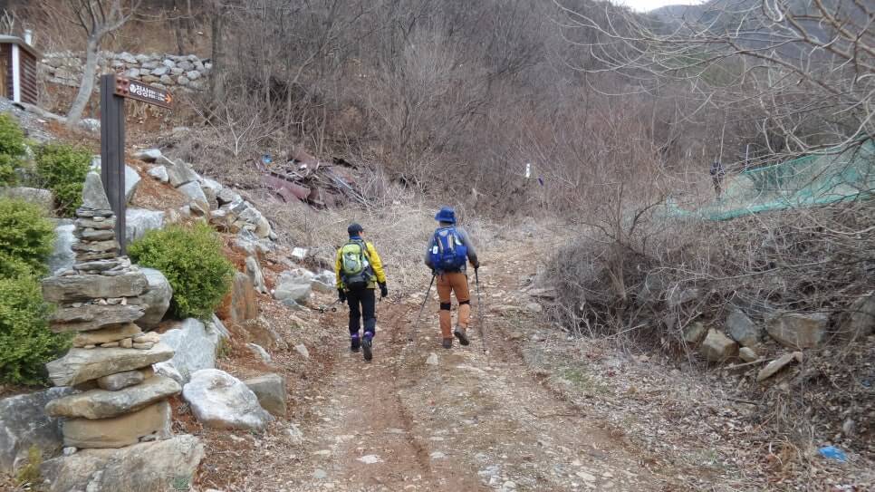 100대 명산 등산하기 스물세번째 동강 백운산 등산하면서 굽이굽이 흐르는 동강과 주변 산들이 연출해 내는 절경