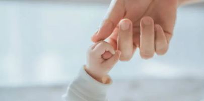 아기 장 건강과 변 색깔로 보는 건강 신호