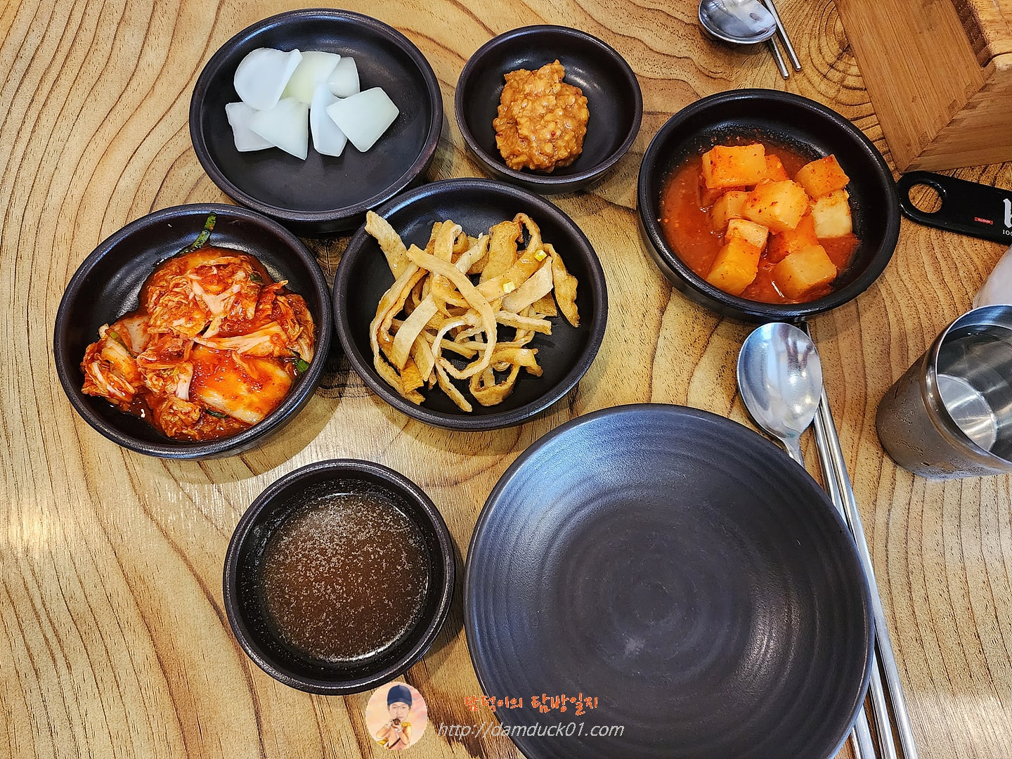 한스족발 반찬