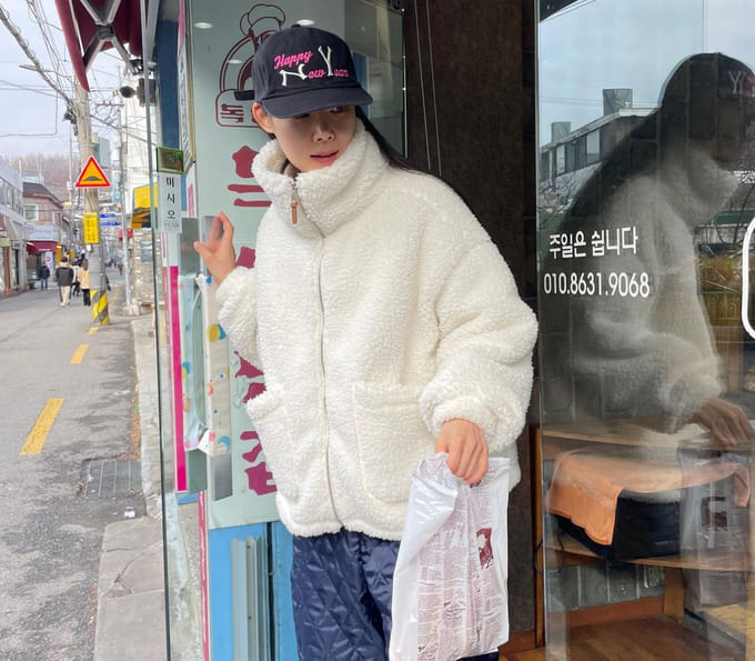 조소빈 사복
