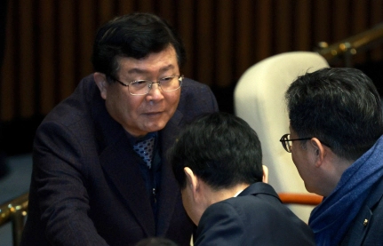 설훈 탈당 고민 이재명 저격 기자회견 이유