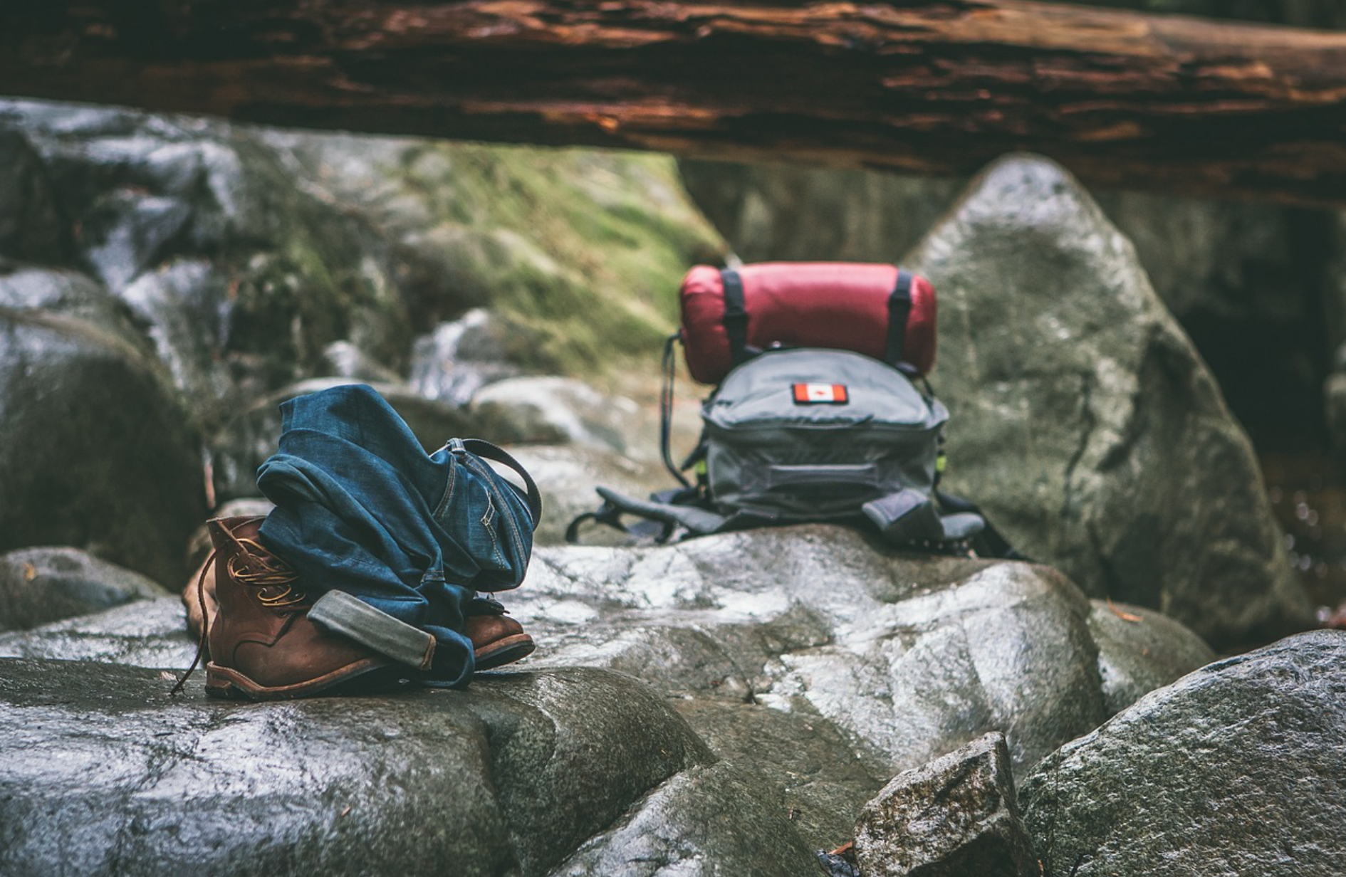 여름휴가 혼자여행 안전법 (장소,장비,대응)