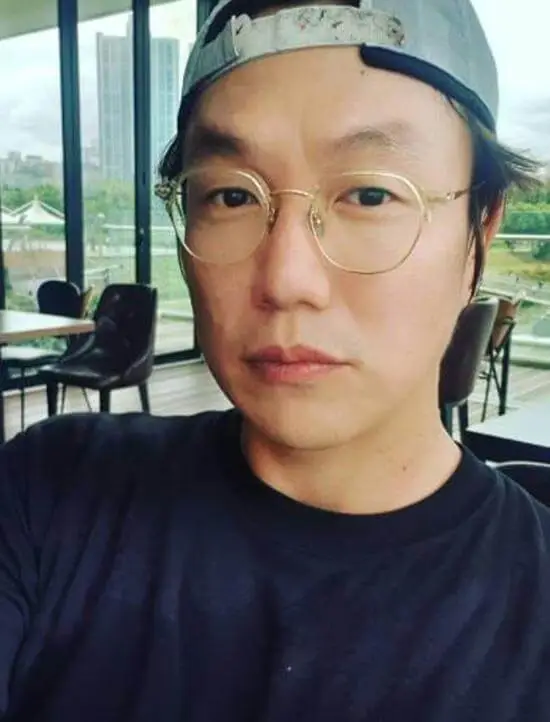 성시경-셀카-4