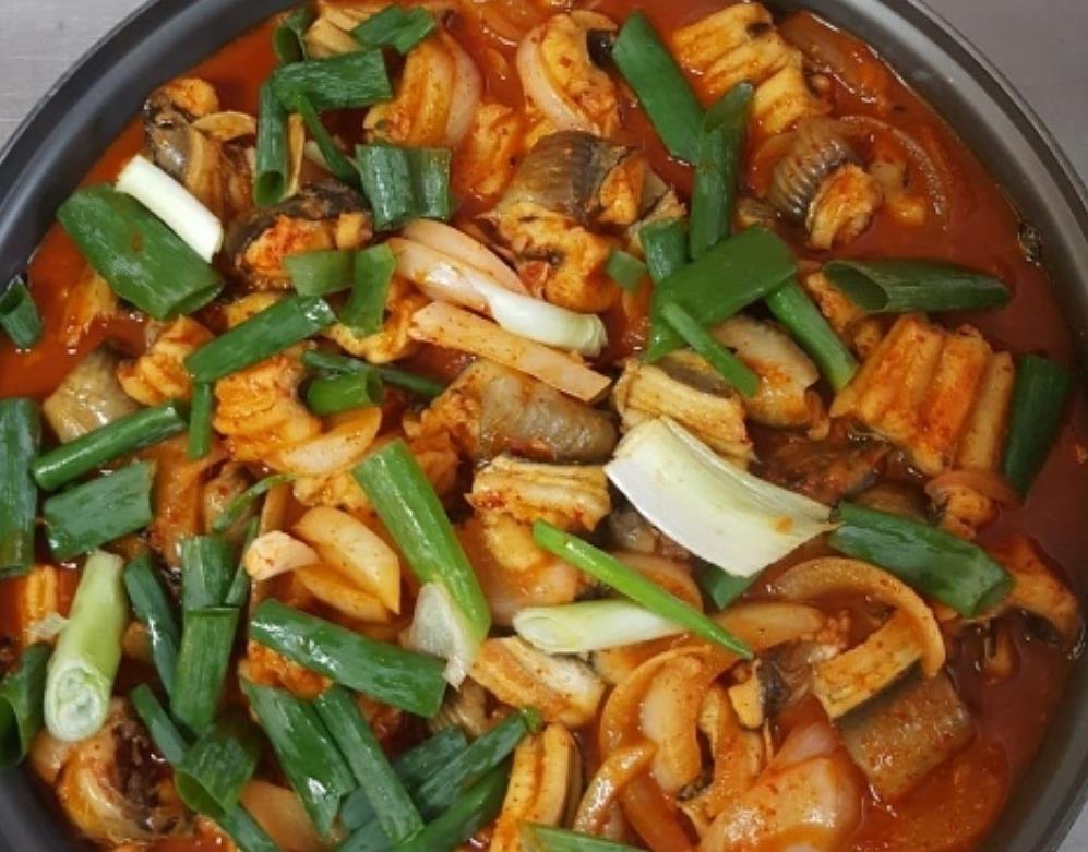 6시내고향 안면도수산시장 붕장어짜글이 중자