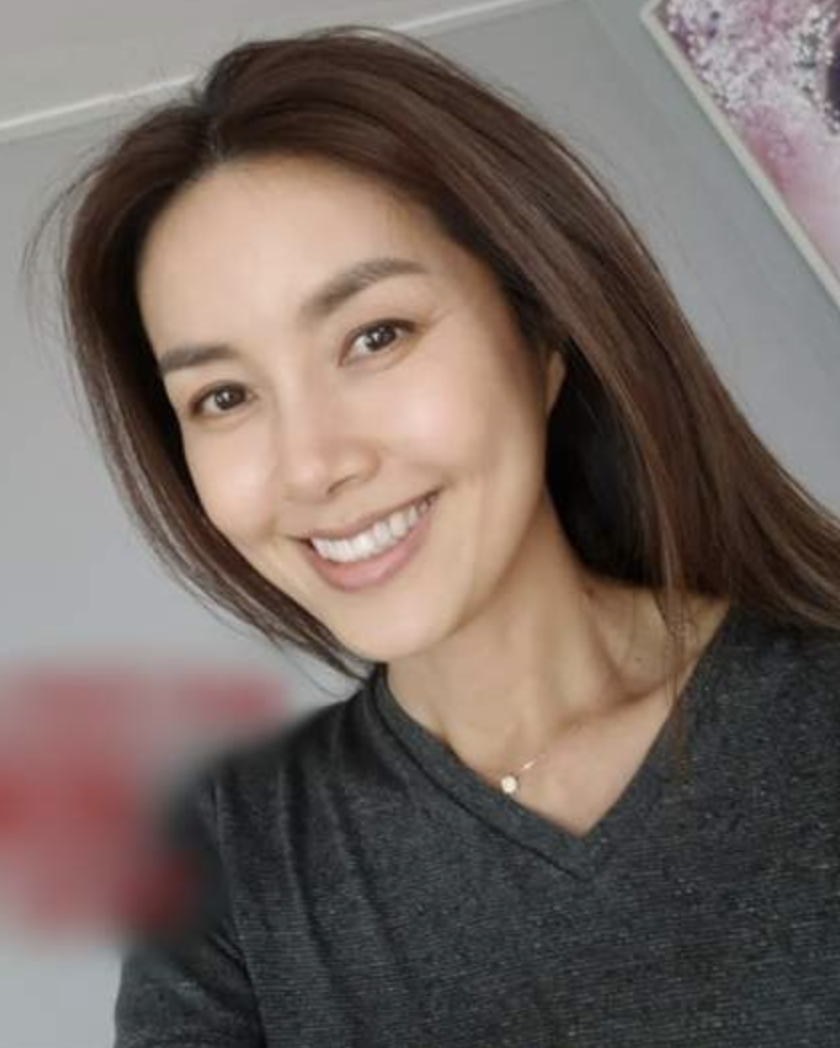 신애라 셀카 미모